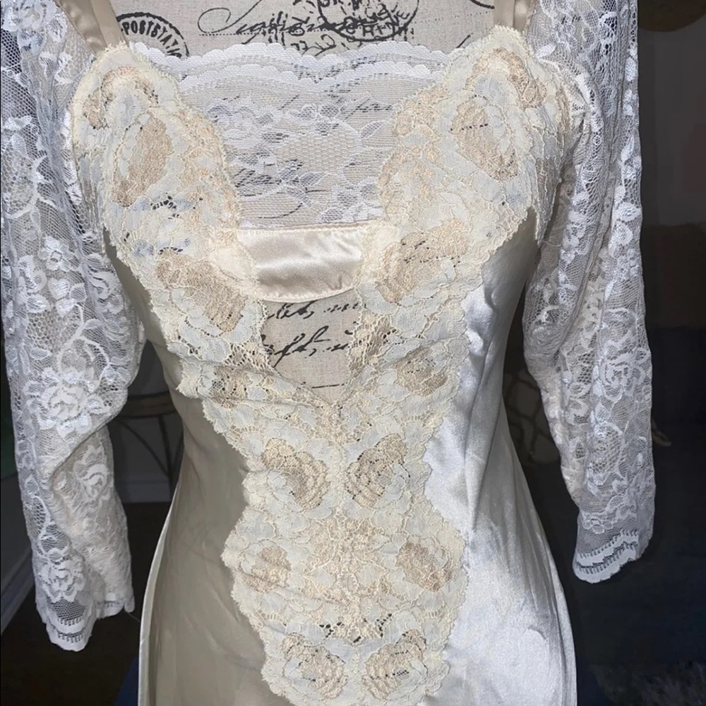 Victoria secret Vintage night gown - Picture 3 of 3